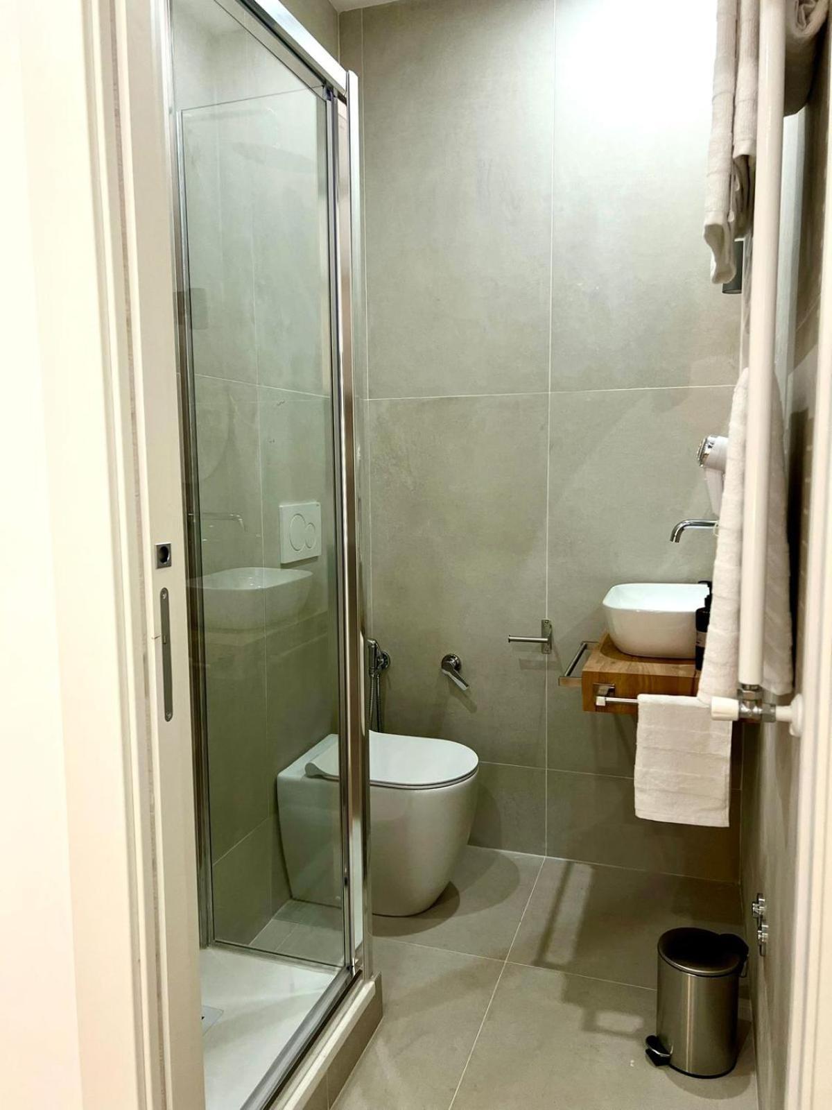 King'S Place Rome Bilik gambar